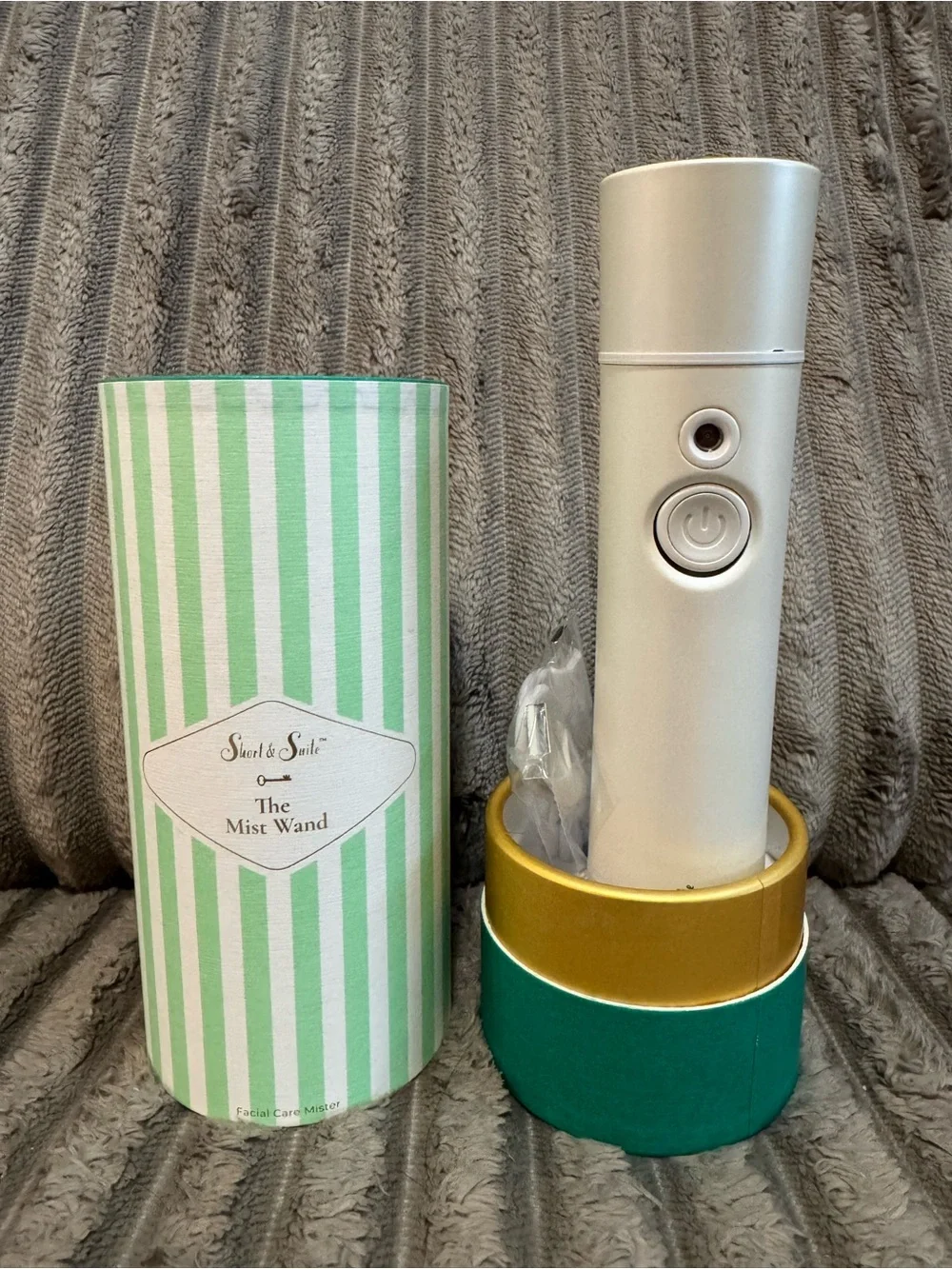 Short & Suite The Mist Wand Brand New and Sealed Facial Mister